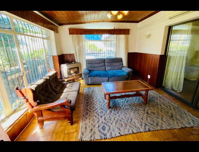 5 BEDROOM HOUSE FOR SALE IN LINMEYER